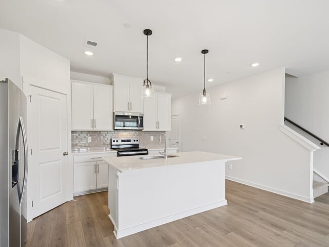 7129 Cedarcrest Ln, Fairview, TN 37062 - photo 3