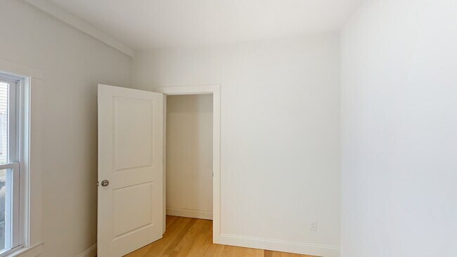 42 Hano St unit 1, Allston, MA 02134 - photo 3