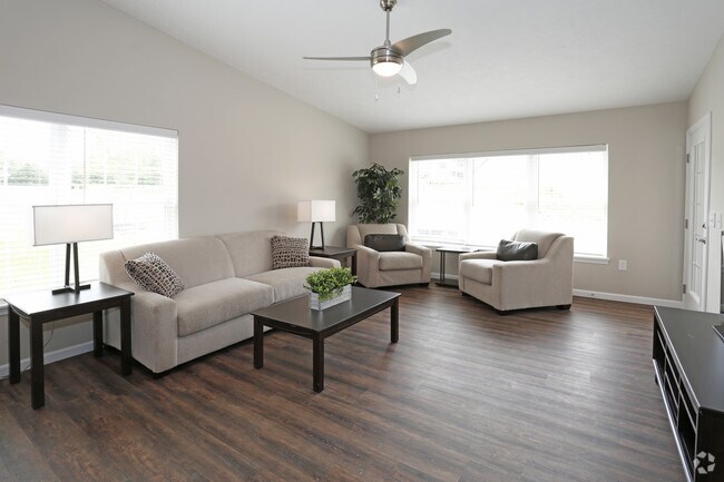 Redwood Kent, Kent, OH 44240 - photo 7