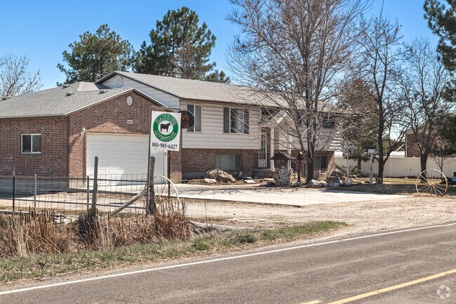 Zaugg’s Livestock is one of Hooper’s small businesses.