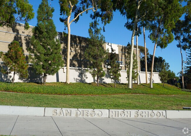 San Diego High School provides education in the neighborhood of 
Hillcrest.