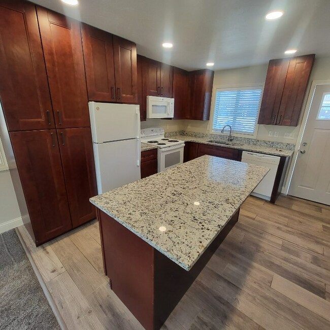 4401 S 27th St, Lincoln, NE 68512 - photo 5