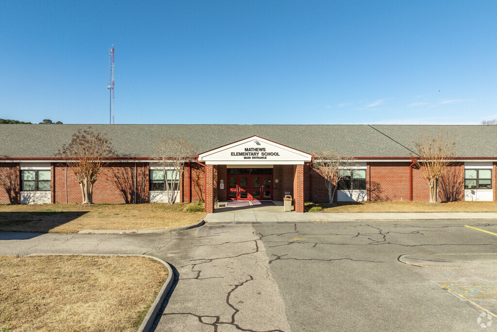 Mathews Elementary has over 300 students in grades PK and K-4.