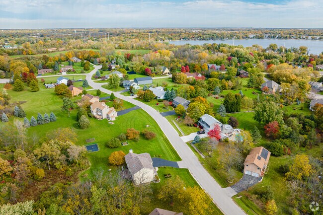 The Regency neighborhood features a mix of large homes with spacious plots.