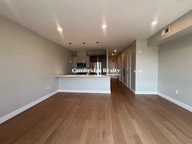 8 Central St unit T, Somerville, MA 02143 - photo 3
