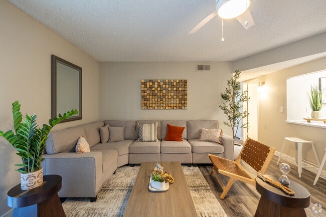 2BR, 1BA - 840SF - Living Room