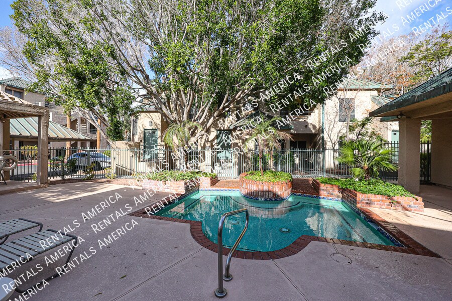 101 N 7th St unit 146, Phoenix, AZ 85034 - photo 1