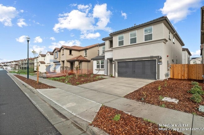 365 Gold Coast Rd, Lathrop, CA 95330 - photo 2