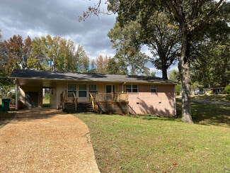 3313 E 17th Ave, Sheffield, AL 35660