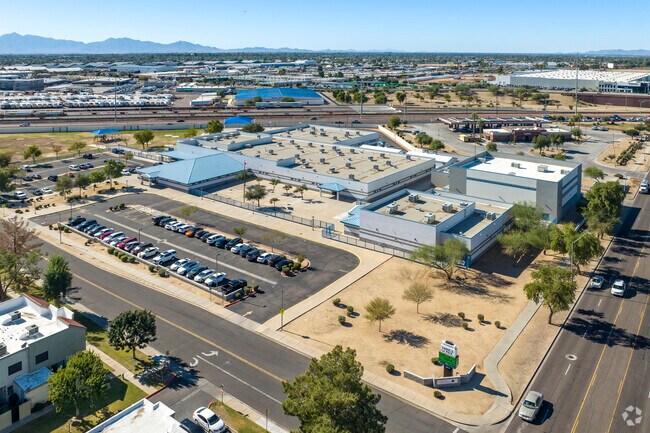 Glendale’s Peck Elementary School gets a rating of 2/10 from GreatSchools.com.