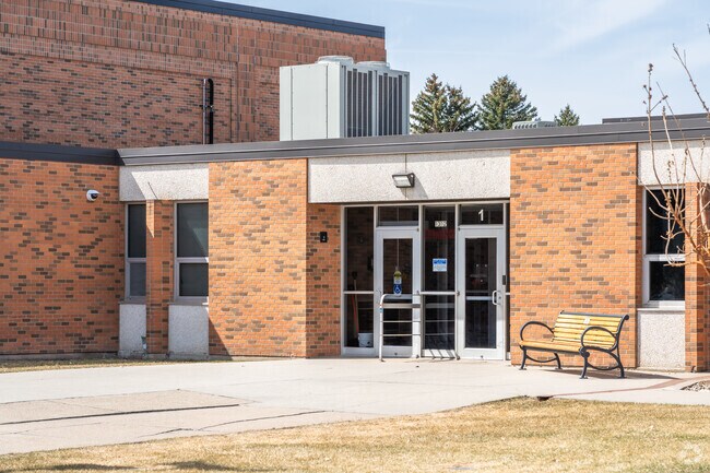 Dorothy Moses Elementary School has over 370 enrolled students.