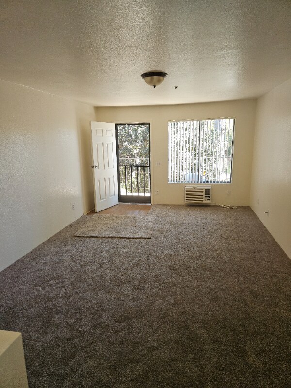 1141 Persimmon Ave unit 13, El Cajon, CA 92021 - photo 4