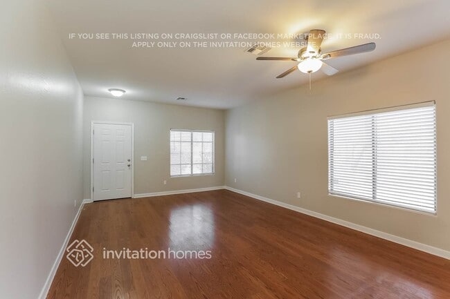 6233 S 15th Dr, Phoenix, AZ 85041 - photo 2