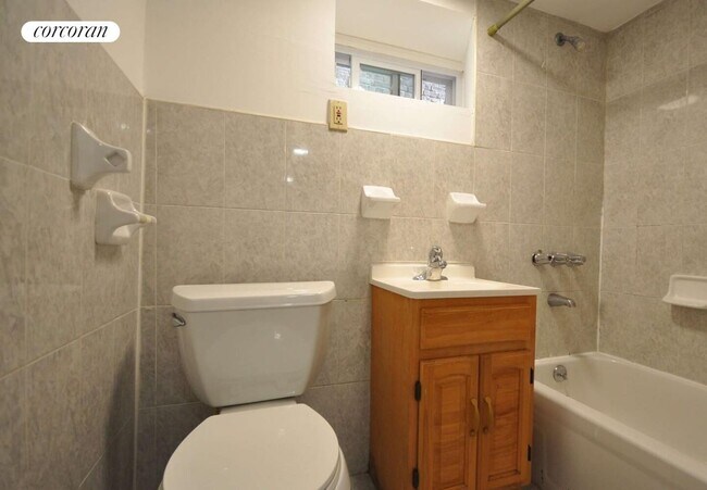 298 E 46th St, Brooklyn, NY 11203 - photo 5