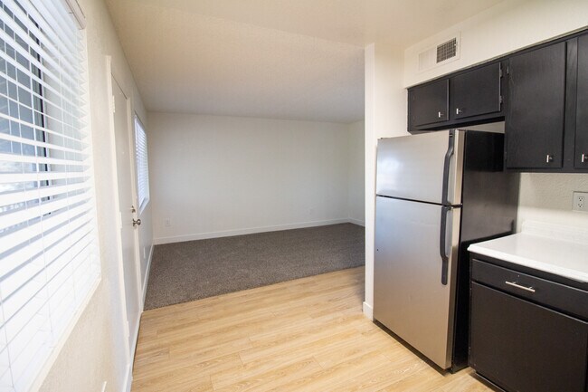 The Manhattan, Mesa, AZ 85203 - photo 4