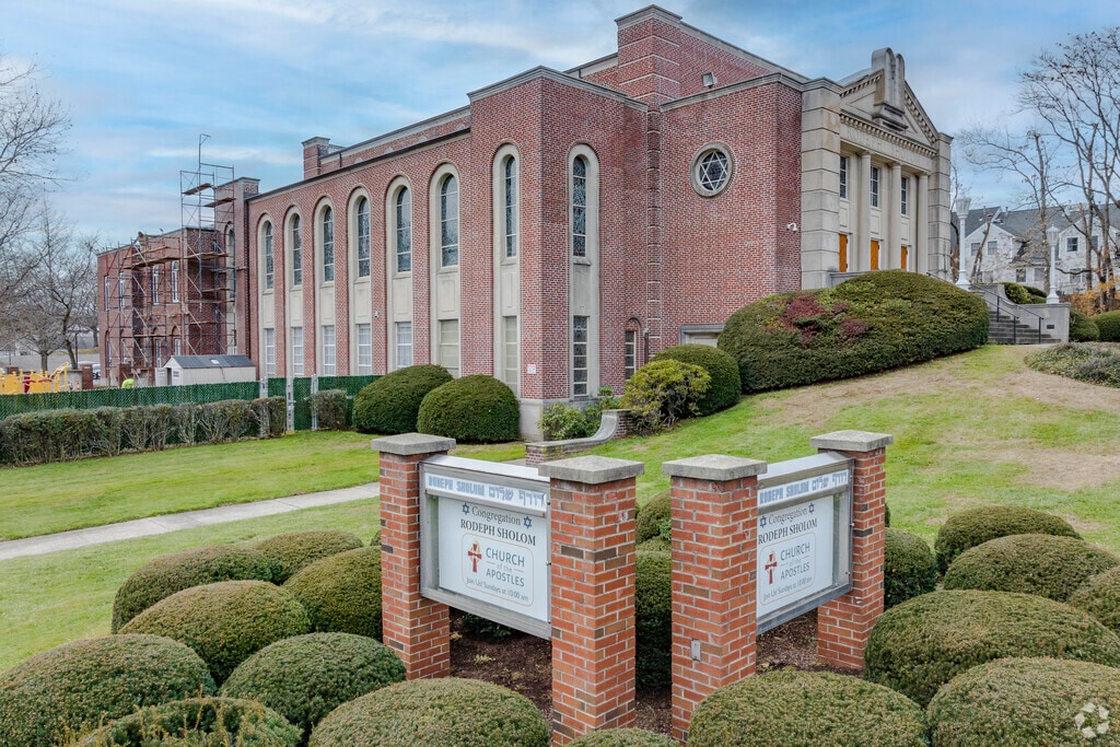 Merkaz Community High School for Judaic Studies at 2385 Park Avenue in Bridgeport, CT.