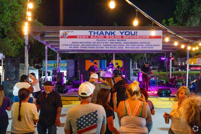 Listen to live music at the Falgout Canal Marina Band Stand.