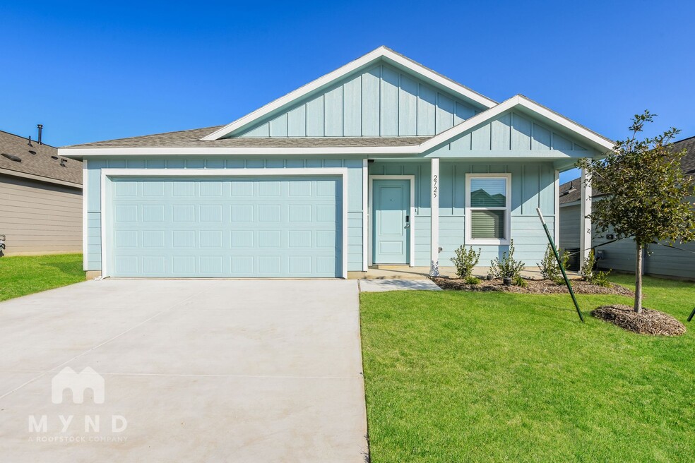 2725 Ctr Crk Ln, Fort Worth, TX 76108 - photo 1