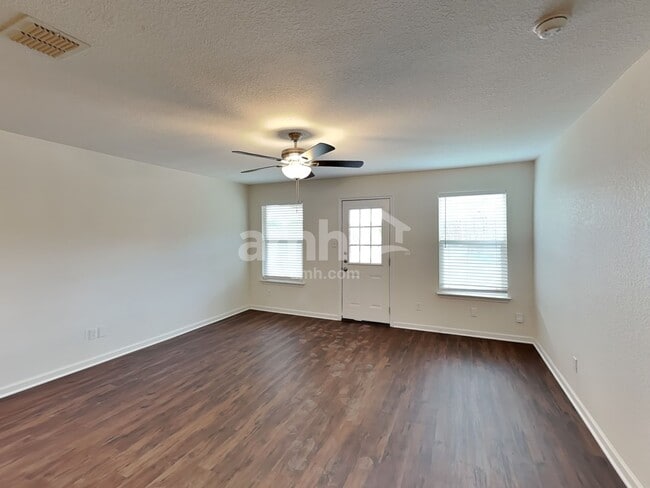 2417 York Bend, San Antonio, TX 78245 - photo 5