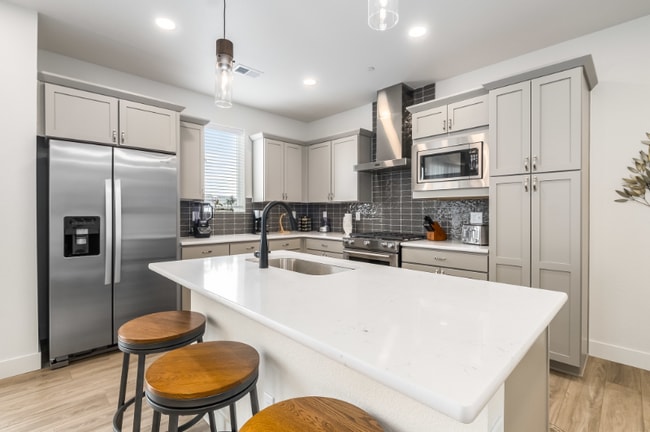 5795 Champlain Dr, Timnath, CO 80547 - photo 7