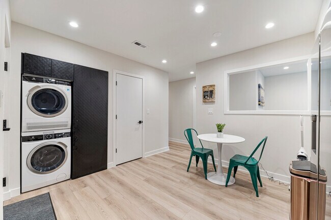 7200 N Western Ave unit ID1060169P, Chicago, IL 60645 - photo 5