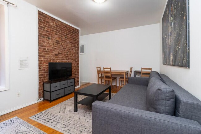 1213 Park Ave unit ID1032067P, New York, NY 10128 - photo 4