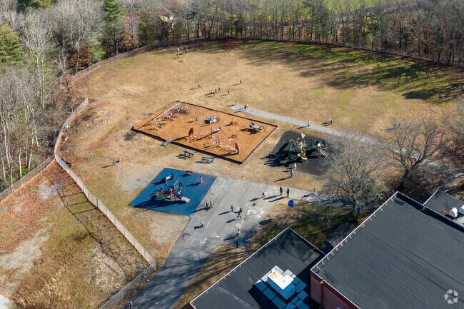 Killingly Central School is located in Dayville, CT.