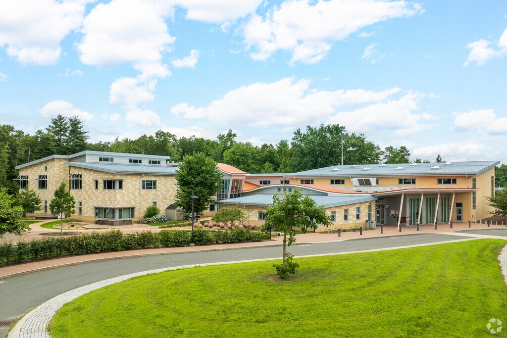 Plains Elementary is a public school located in South Hadley, MA.