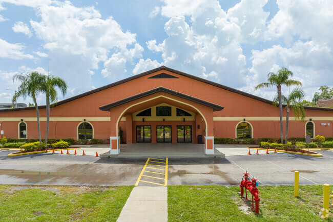 Palm Acres Charter High School in Lehigh Acres scores in the low percentile on testing scores.