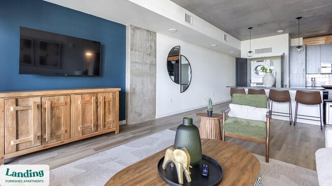 221 Main St N unit 712, Saint Petersburg, FL 33716 - photo 3