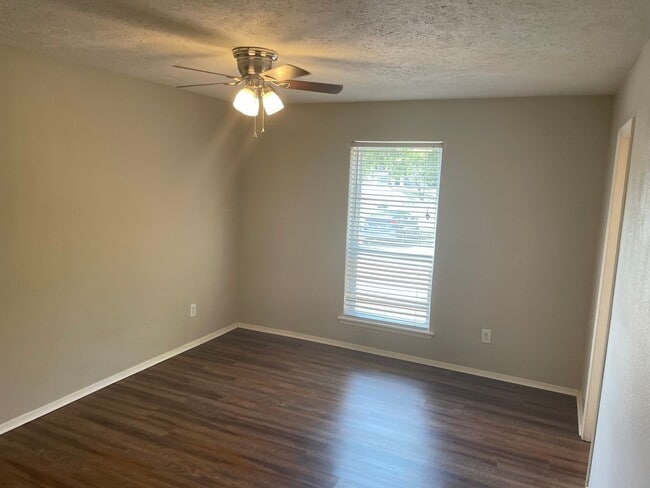 201 Winter Park, College Station, TX 77840 - photo 6