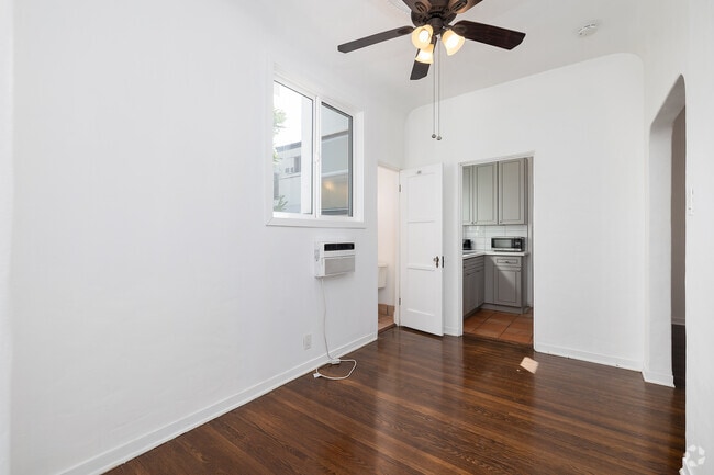 8214 Norton Ave, West Hollywood, CA 90046 - photo 7