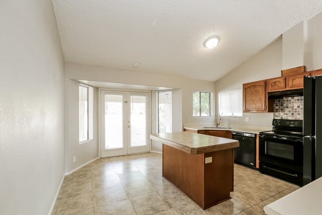 16810 S 29th Place, Phoenix, AZ 85048 - photo 6