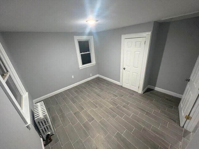 19 Parkview Terrace unit 2, Clifton, NJ 07011 - photo 6