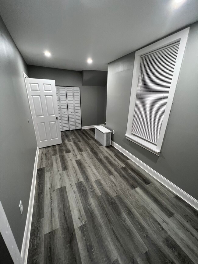 3240 W Polk St unit 1, Chicago, IL 60624 - photo 4