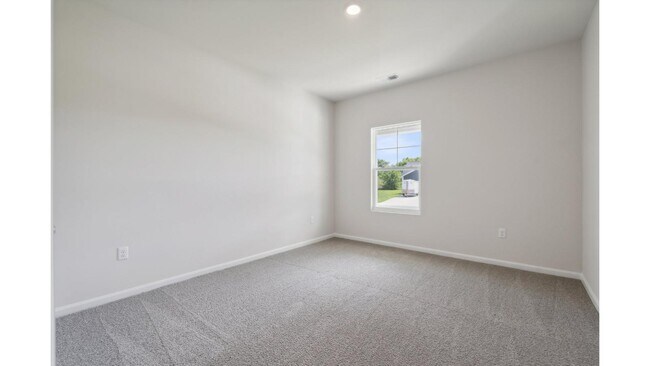 63 Mcilwee Ln unit 36200658, Staunton, VA 24401 - photo 5