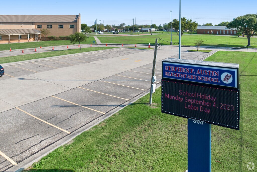 It was established in 1996 in the North Bay area.