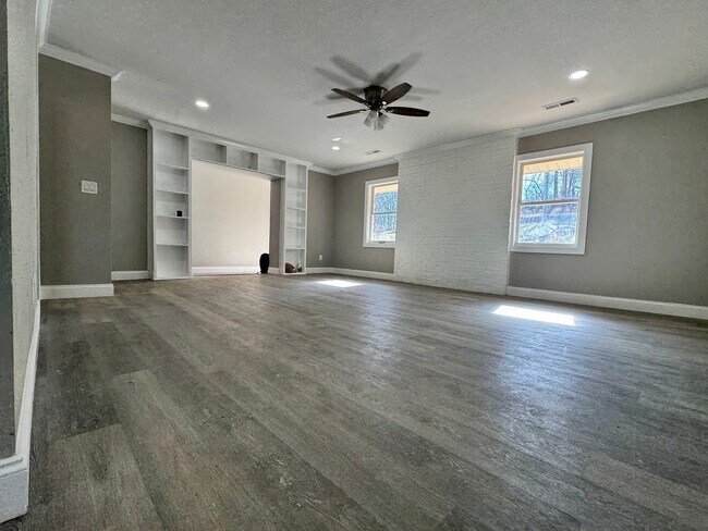 2726 Highland Cir unit 2, Kodak, TN 37764 - photo 4