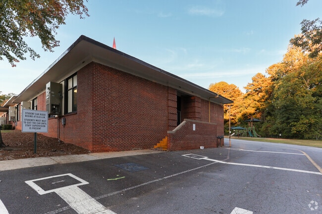 Marietta Center for Advanced Academics - Carpool Side Entrance