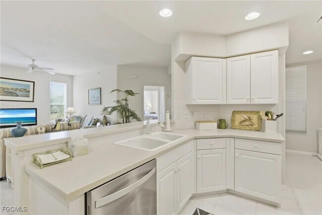 17020 Willowcrest Way unit 210, Fort Myers, FL 33908 - photo 5