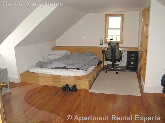 8 Allen St unit 3, Cambridge, MA 02140 - photo 3