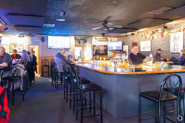 Grapevine is a popular neighborhood spot for good times near Antelope Park.