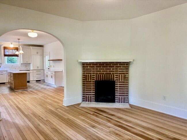 201 Hickory St, Charleston, SC 29407 - photo 6