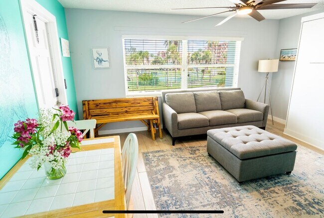 10 164th Ave, Redington Beach, FL 33708 - photo 2