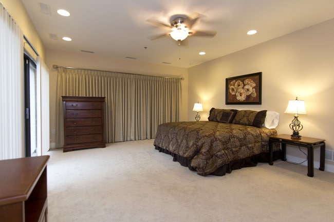 Merrit Commons, Moon Township, PA 15108 - photo 6