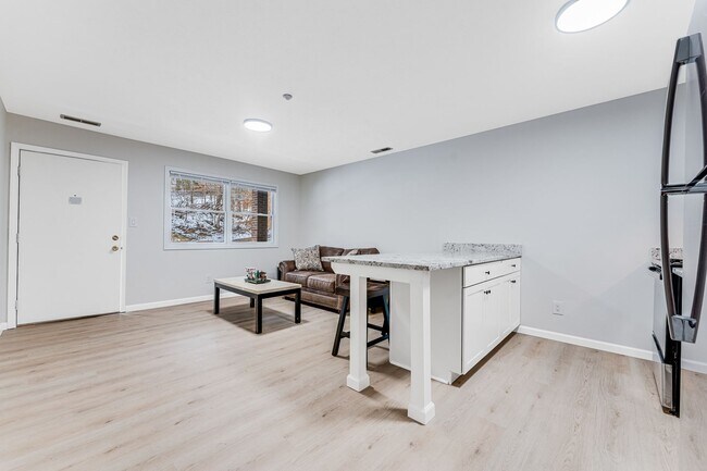 Avalon Apartments, Morgantown, WV 26505 - photo 3