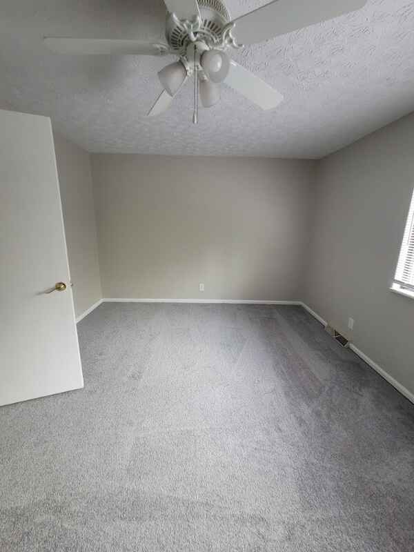 1012 Schneider St SE, North Canton, OH 44720 - photo 7