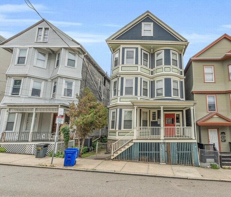 5 Sachem St unit Three, Roxbury Crossing, MA 02120 - photo 1