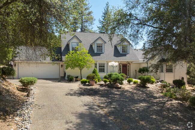 A few homes in Oakhurst have a distinct Cape Cod style.