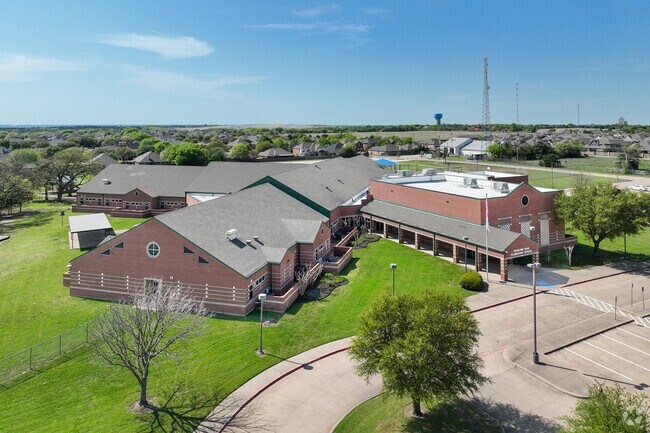 Mt. Peak Elementary School boasts a 16:1 student-to-teacher ratio.